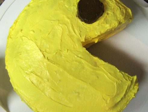 Pacman Cake